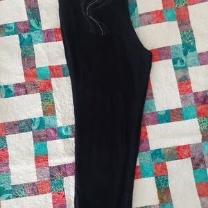 Gloria Vanderbilt, Amanda Black Pants, 20W SHORT backpocket decorated